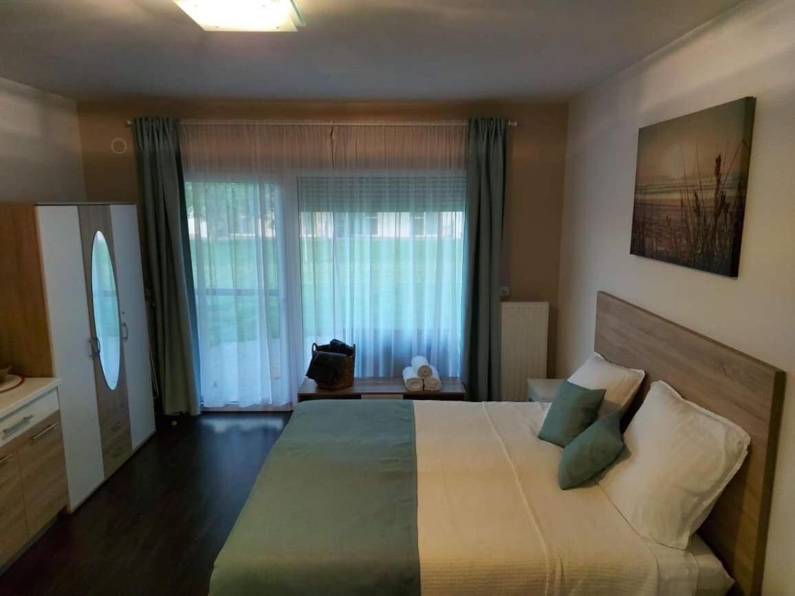 Bike & Spa Velence Apartman ภายนอก รูปภาพ